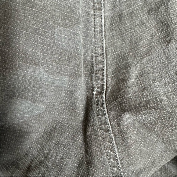 Vuori Men’s Camo Ripstop Cotton Distressed Pants - Picture 9 of 9